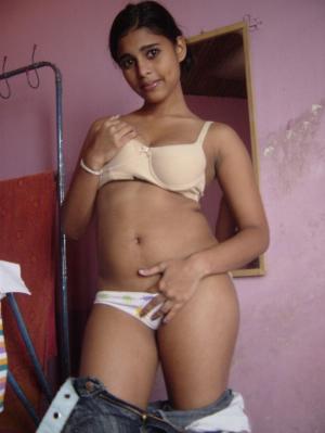 Panadura Couple Scandal Nude_39.jpg Cute Kerala Babe in White Panties and Nude